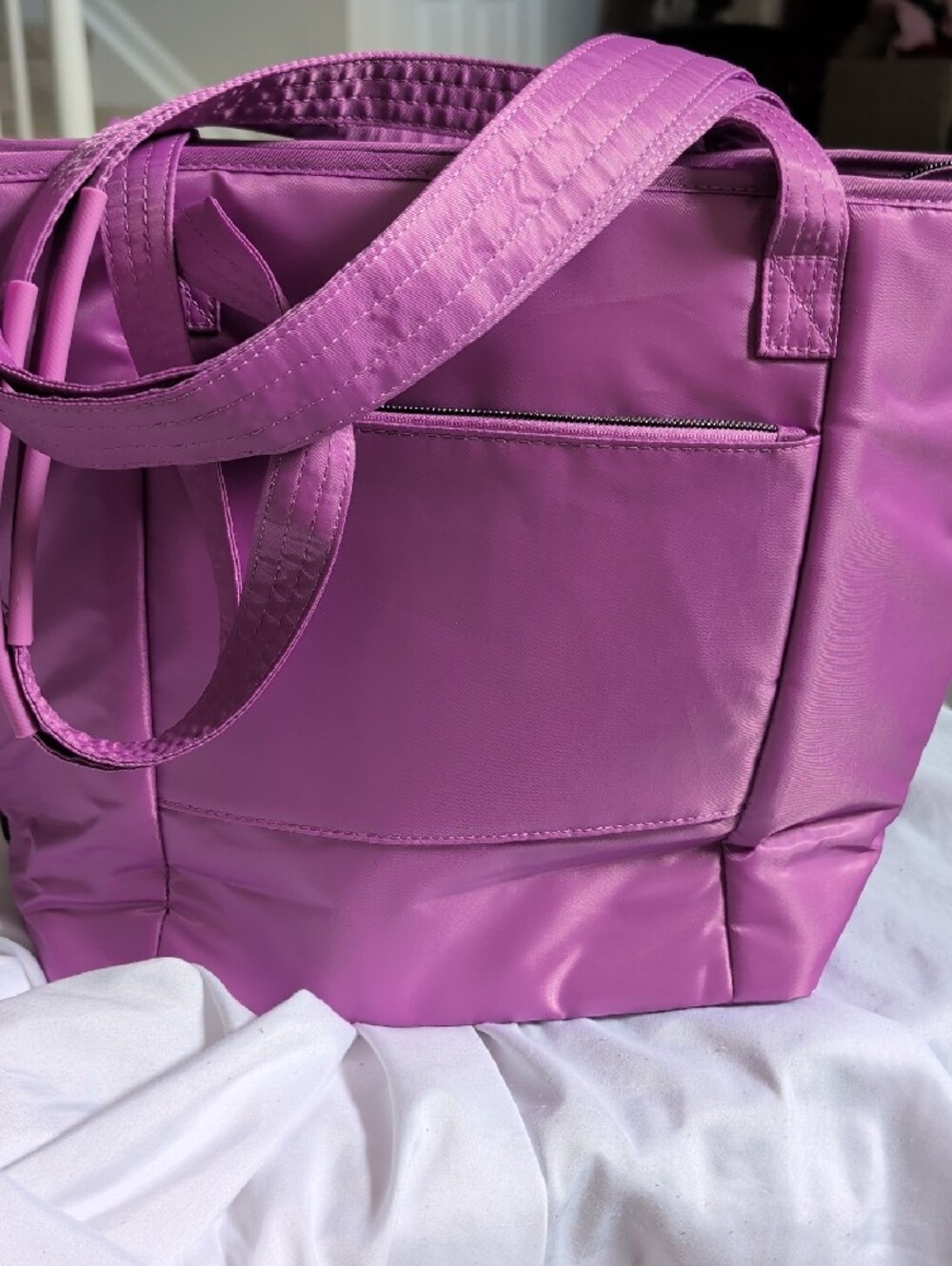 lug Quilted Tote in Vibrant Purple-Pink - Picture 3 of 4